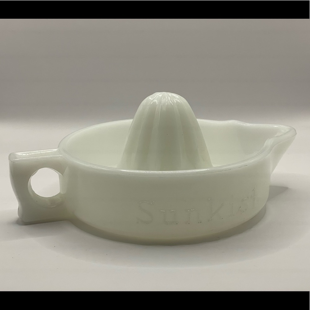 Vintage Milk Glass Sunkist Juicer
